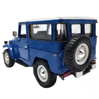Kit Miniatura Jeep Toyota Fj40 1:24 Azul e Bege 79323