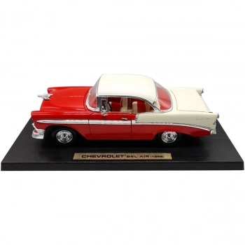 Miniatura Bel Air 1956 1:18 Road Legends 92128