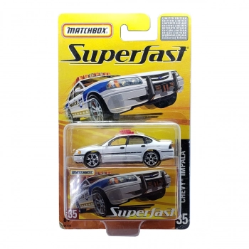 Miniatura Chevy Impala Police Matchbox Superfast H7750