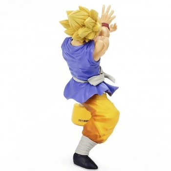 Action Figure Goku Super Sayajin Ultimate Dragon Ball Gt Bandai